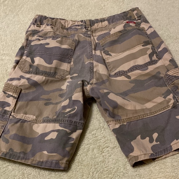 Cargo shorts for boys 14 years - Picture 3 of 3
